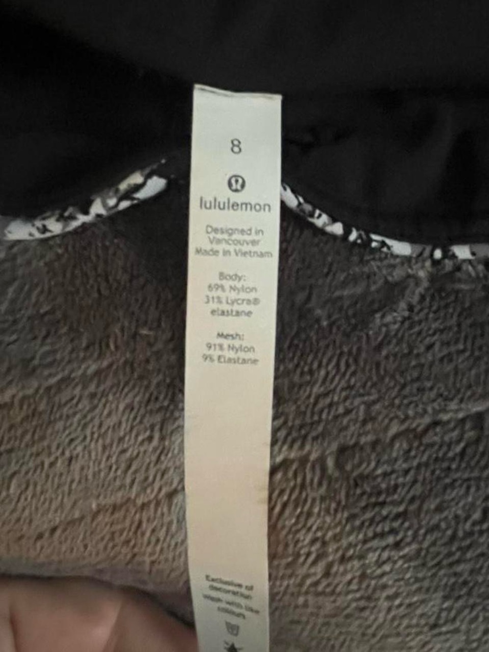 lululemon athletica Black & White Speckled High-Rise Cropped Leggings - Picture 6 of 8